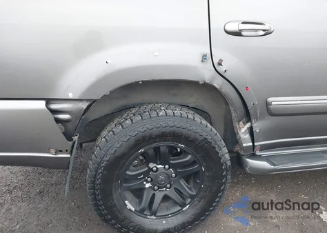 2006 Toyota Sequoia Limited V8 z USA, uszkodzony, nr VIN 5TDBT48A86S261757